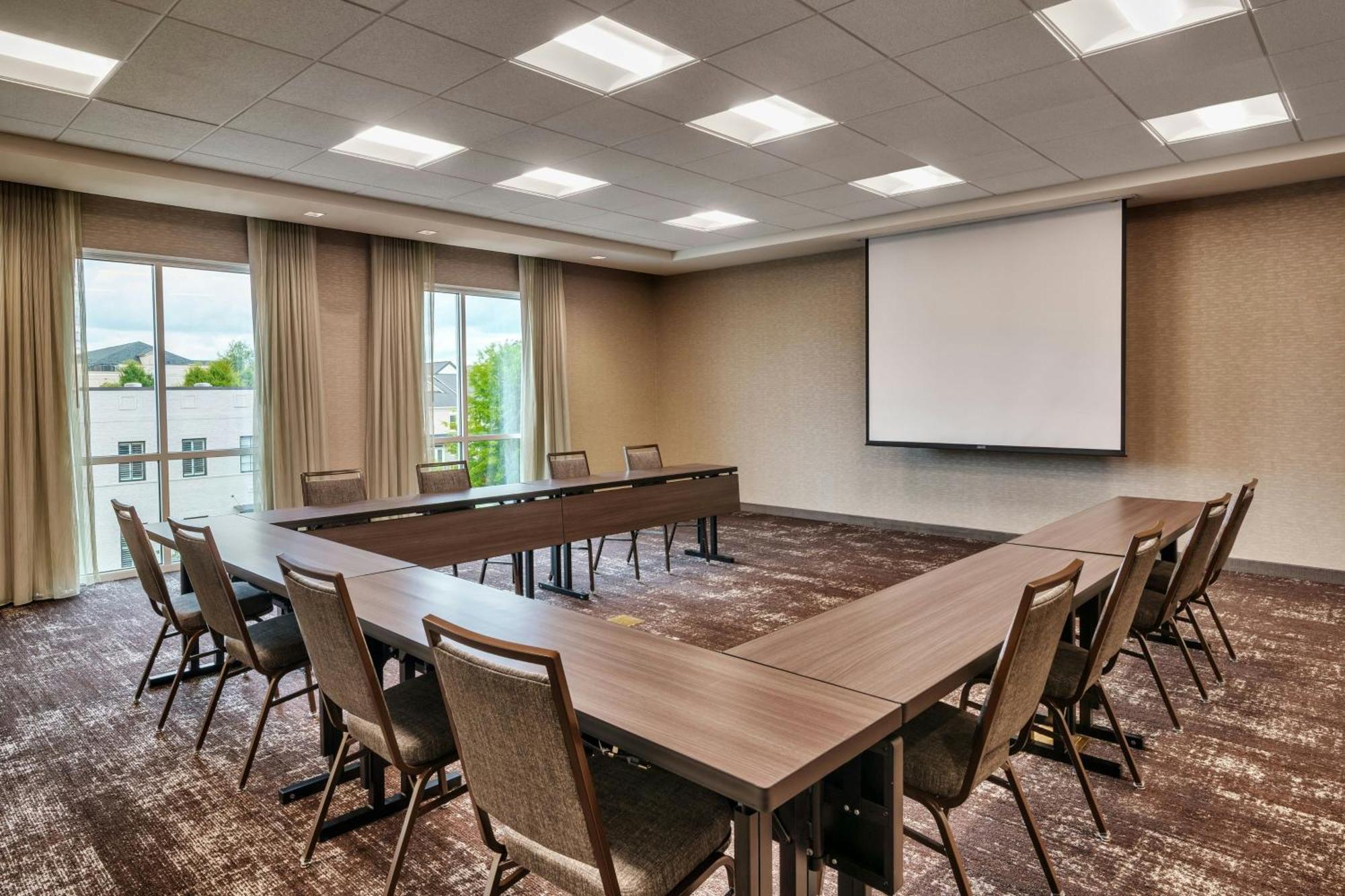 Courtyard By Marriott Atlanta Duluth Downtown Ξενοδοχείο Εξωτερικό φωτογραφία