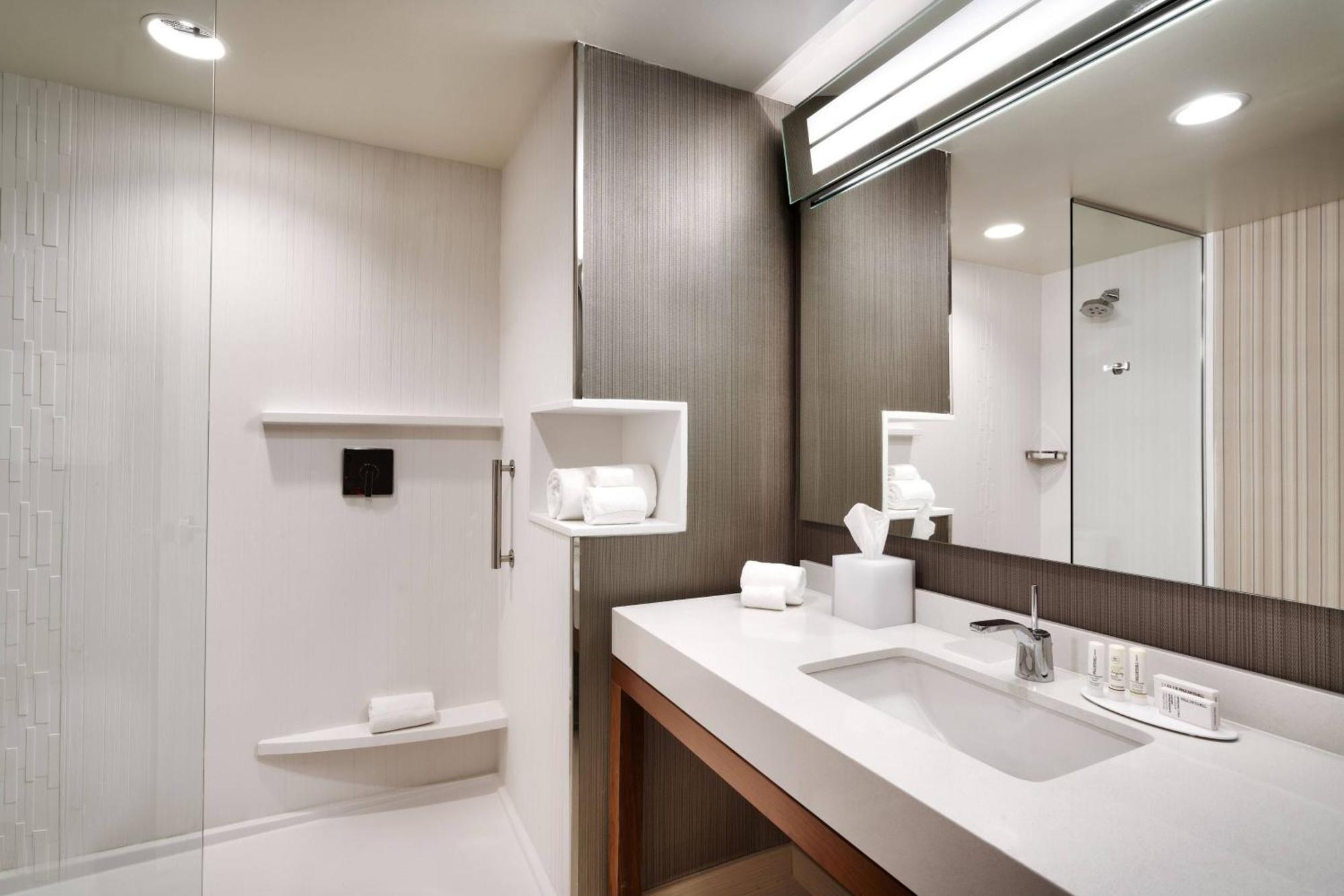 Courtyard By Marriott Atlanta Duluth Downtown Ξενοδοχείο Εξωτερικό φωτογραφία