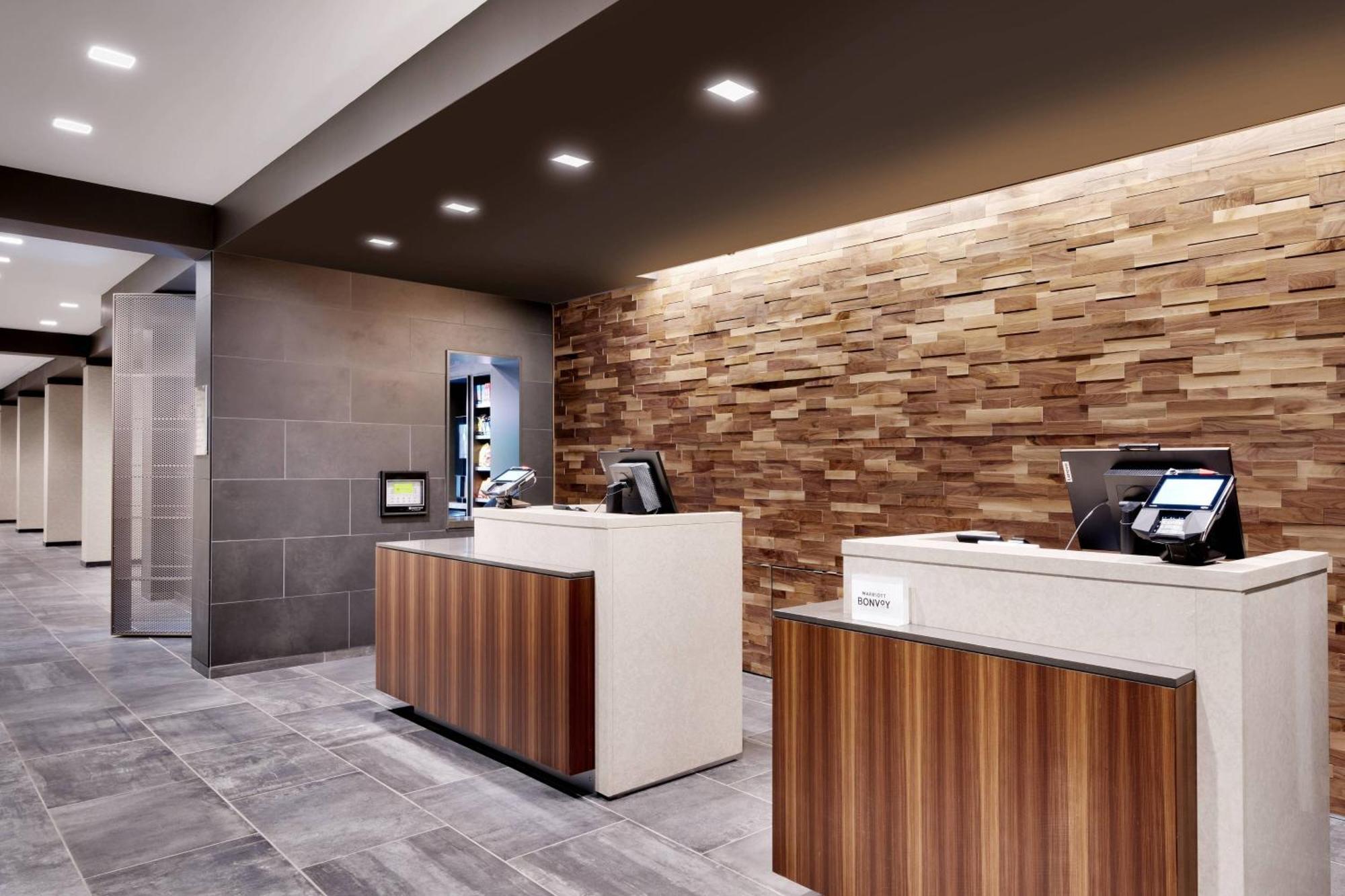 Courtyard By Marriott Atlanta Duluth Downtown Ξενοδοχείο Εξωτερικό φωτογραφία